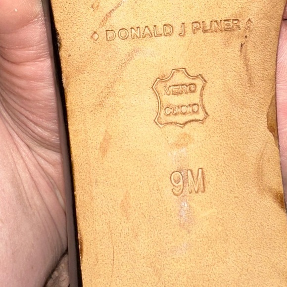 Donald J. Pliner Black snack print Strappy Women's Heels 9 party wedding - Picture 13 of 16